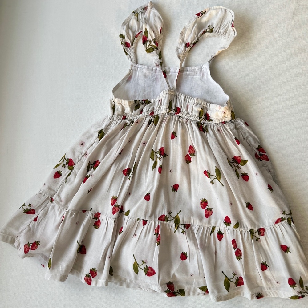 Old Navy girl’s Red and White Ruffled Sundress with Flutter Sleeves. Size 2T. - Picture 3 of 7